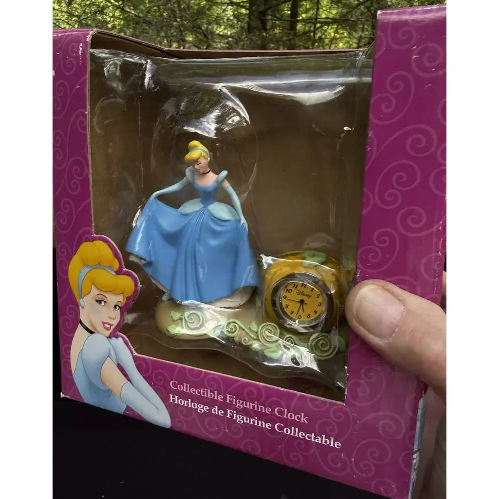 Rare Disney World Parks Cinderella Pumpkin Clock Brand New! MIB!